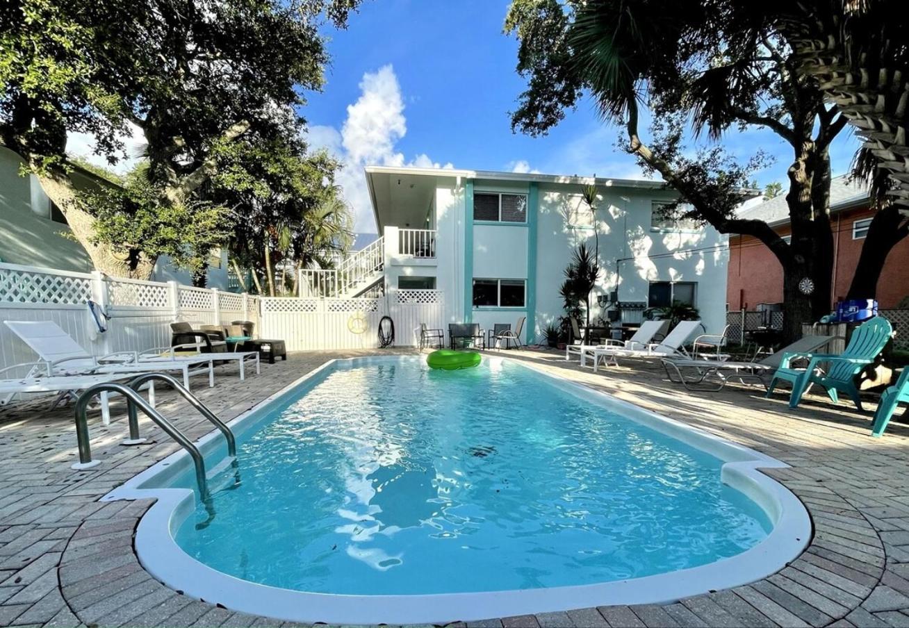 Sun, Sand, Coastal Haven 1 Apartment Clearwater Beach Exterior photo